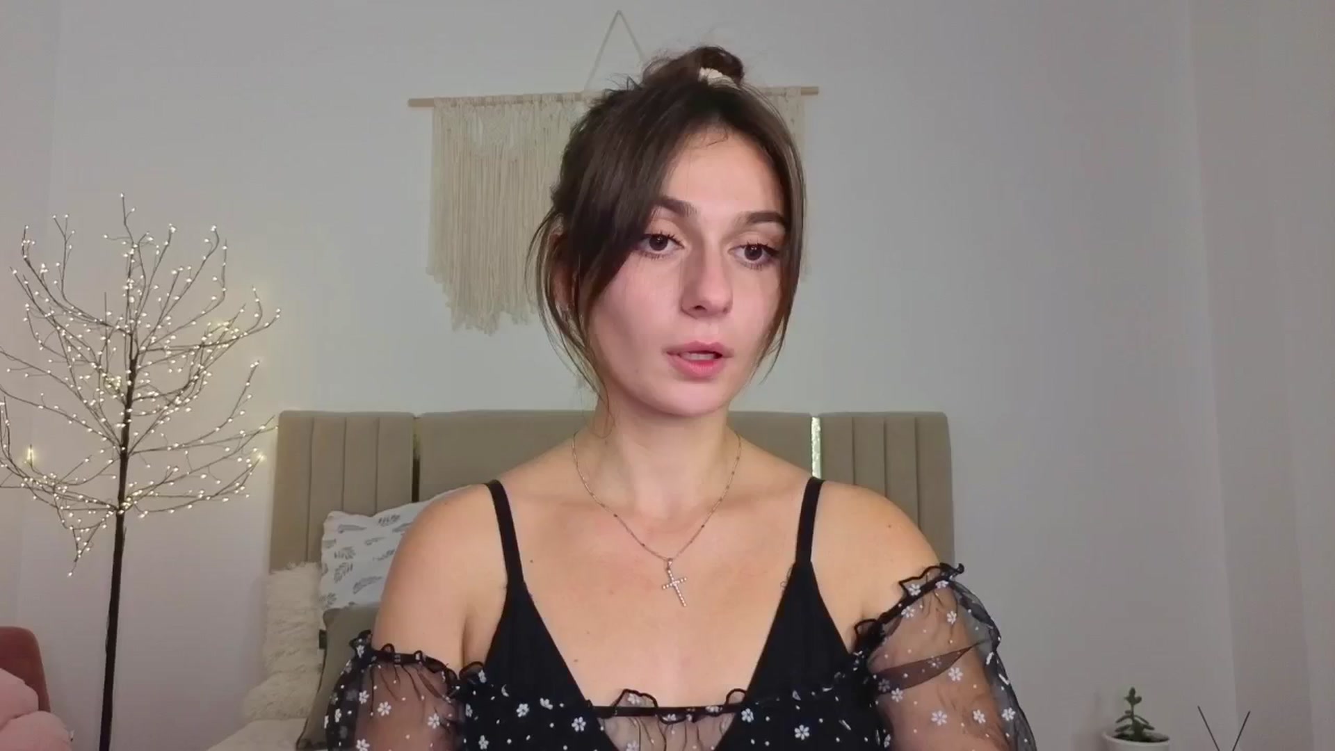 M1ss_arina video thumbnail