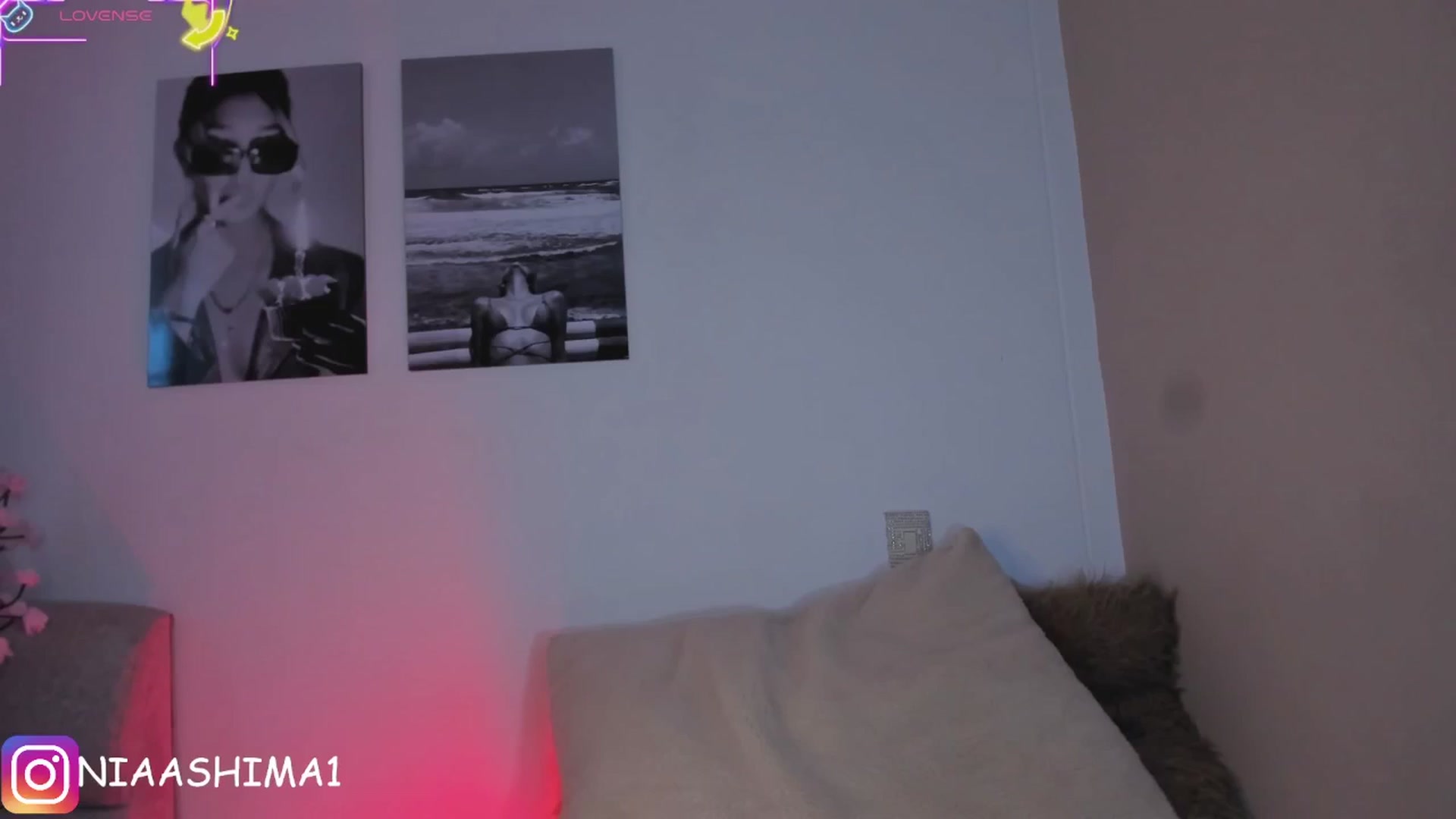 NiaVelvet video thumbnail