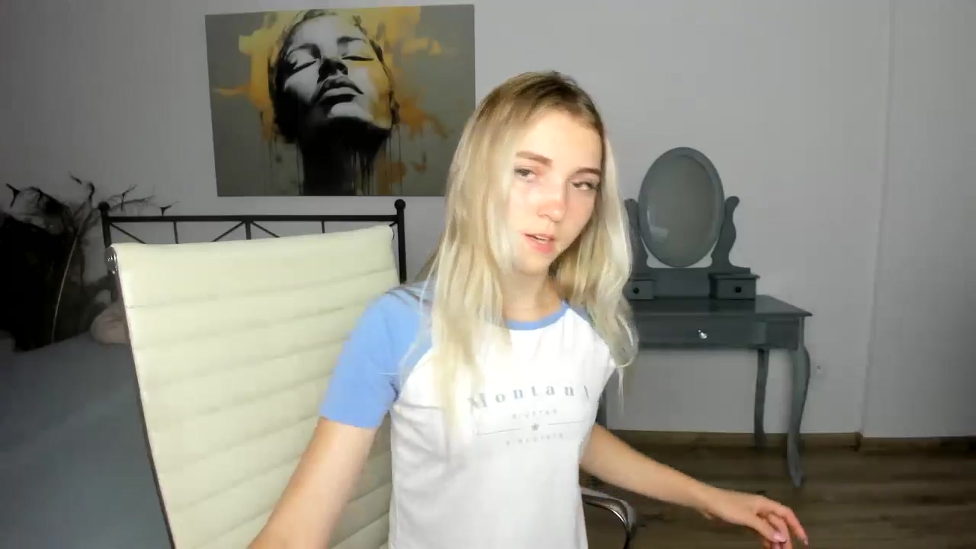 Daisyy video thumbnail