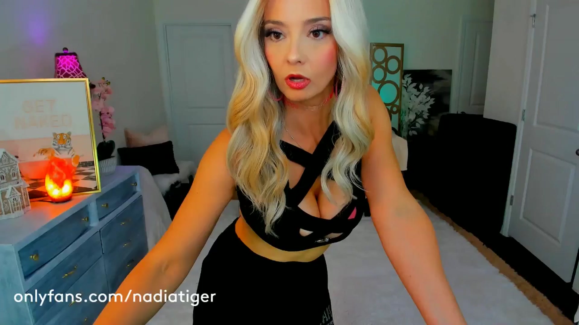 NadiaTiger video thumbnail