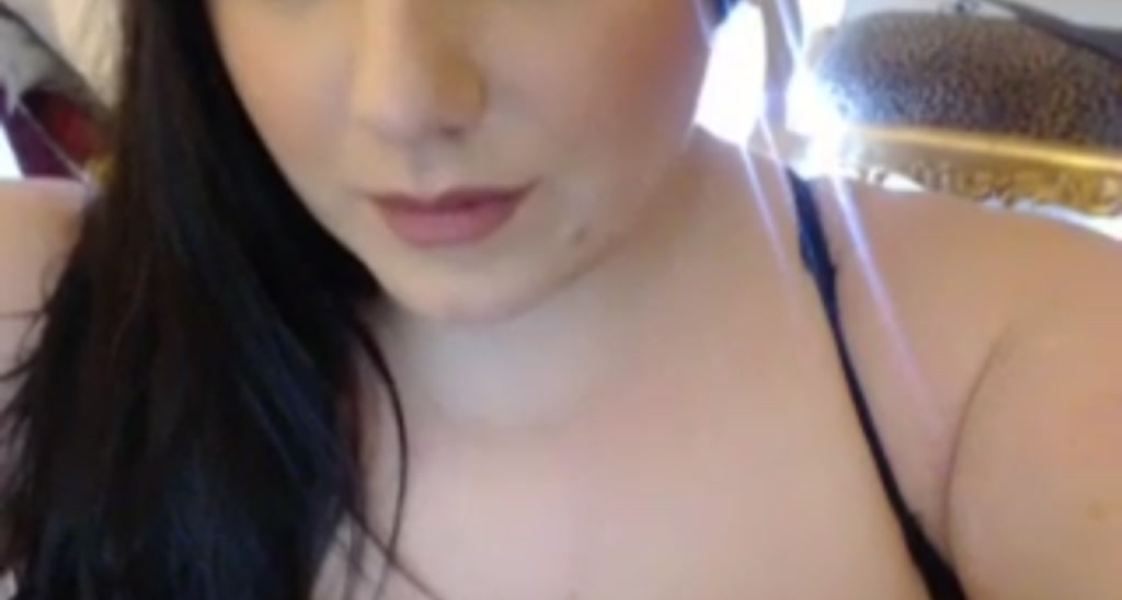 CurvyMina video thumbnail