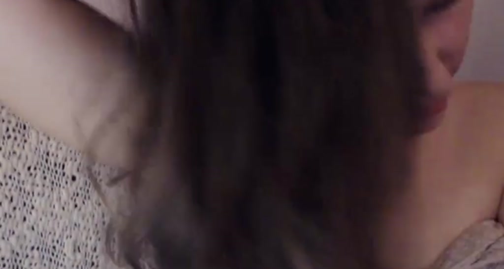 Bee_la video thumbnail