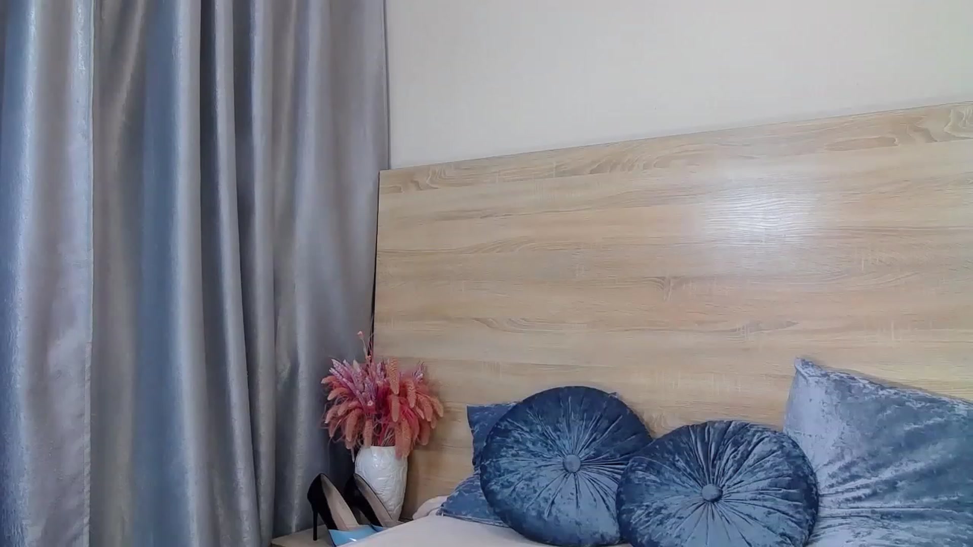 Floured video thumbnail