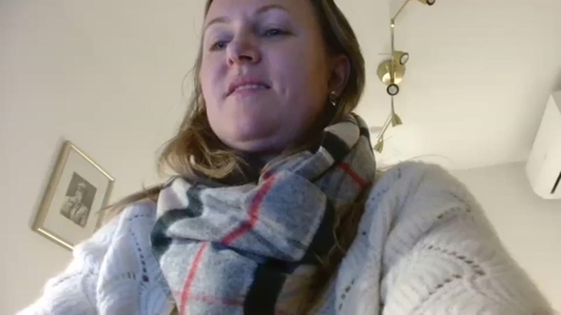 JustLily video thumbnail