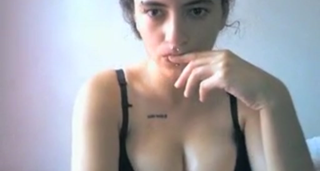 Val_Santos video thumbnail