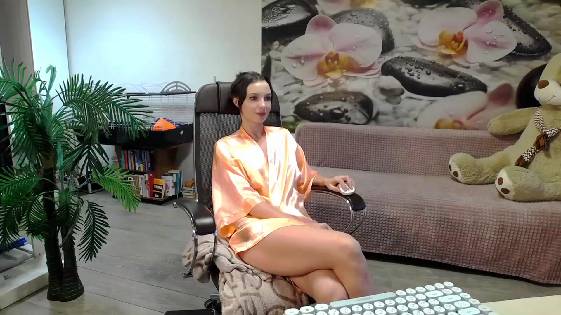 HoneyIAmHome video thumbnail