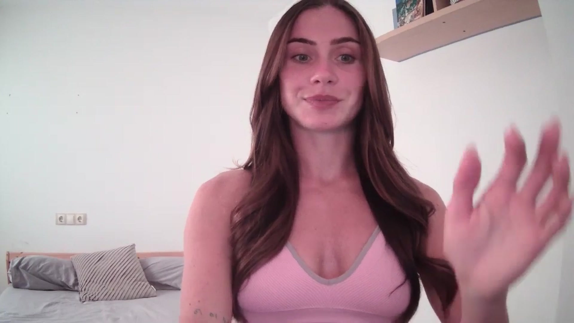 English_Lola video thumbnail