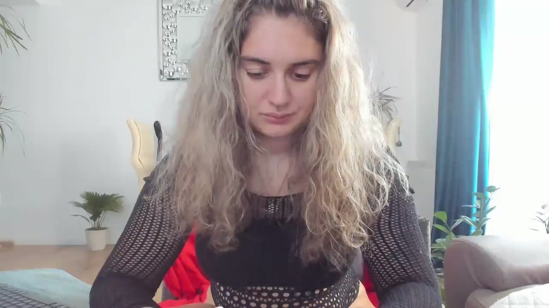 MissDivinna video thumbnail