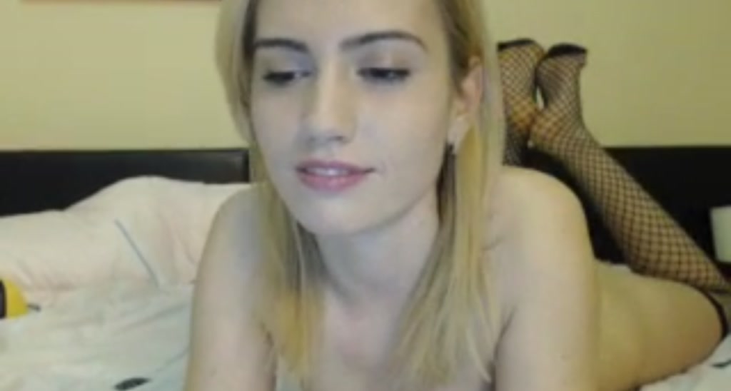 SweetSarra video thumbnail