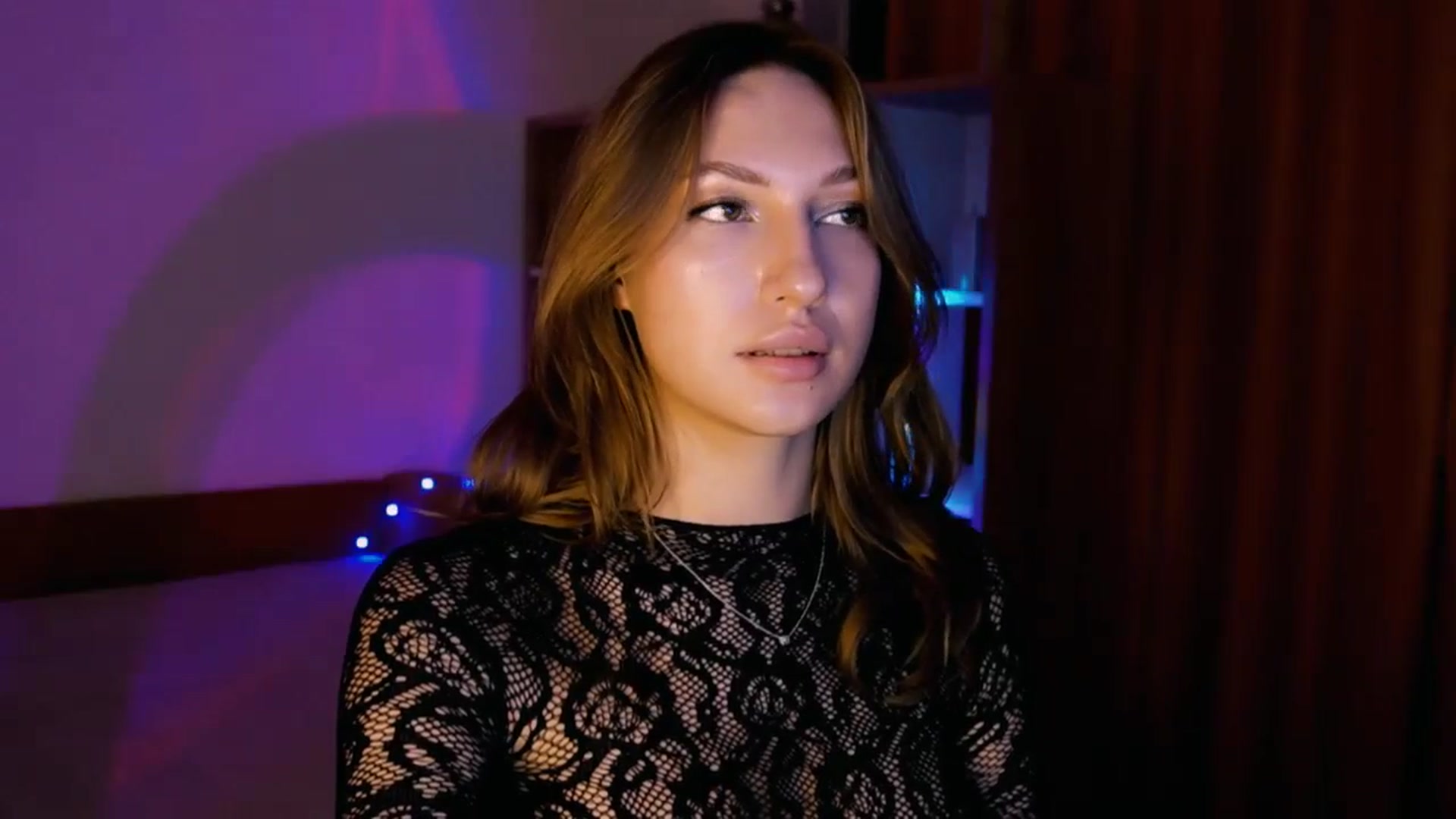 LovelyGin video thumbnail