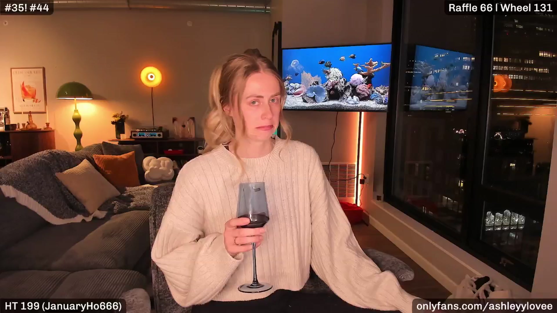 AshleyyLovee video thumbnail