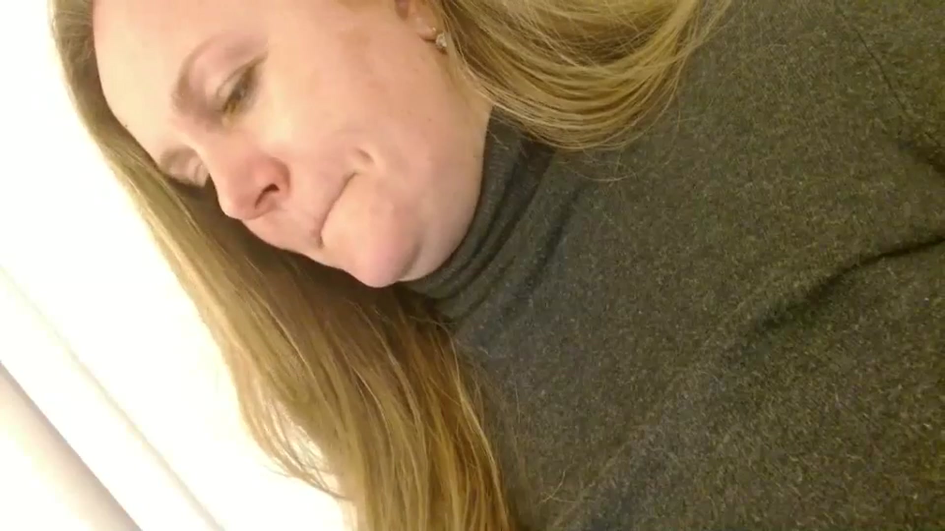 JustLily video thumbnail