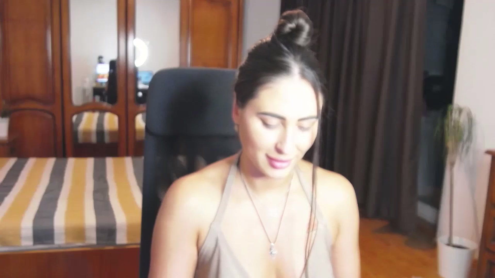 MaraHari video thumbnail