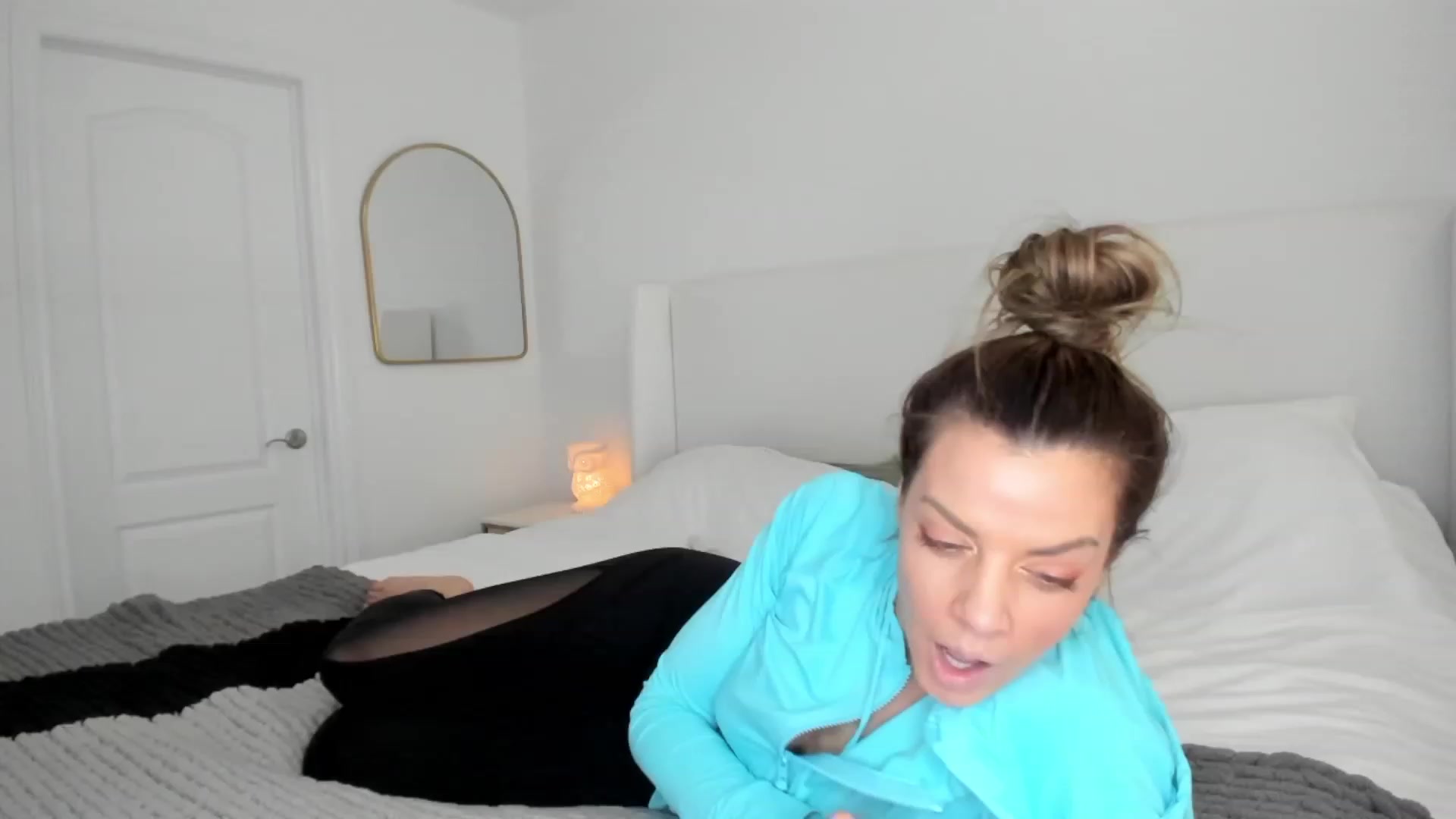 Auvrielle video thumbnail