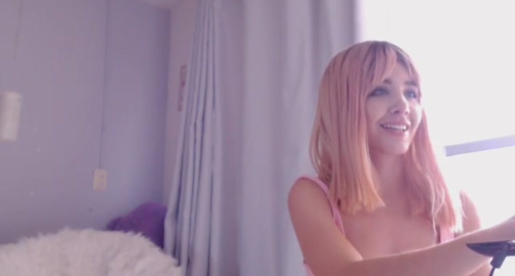 LauraVega video thumbnail