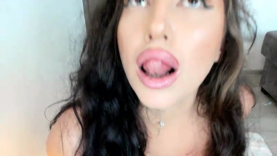 aLeDoll video thumbnail
