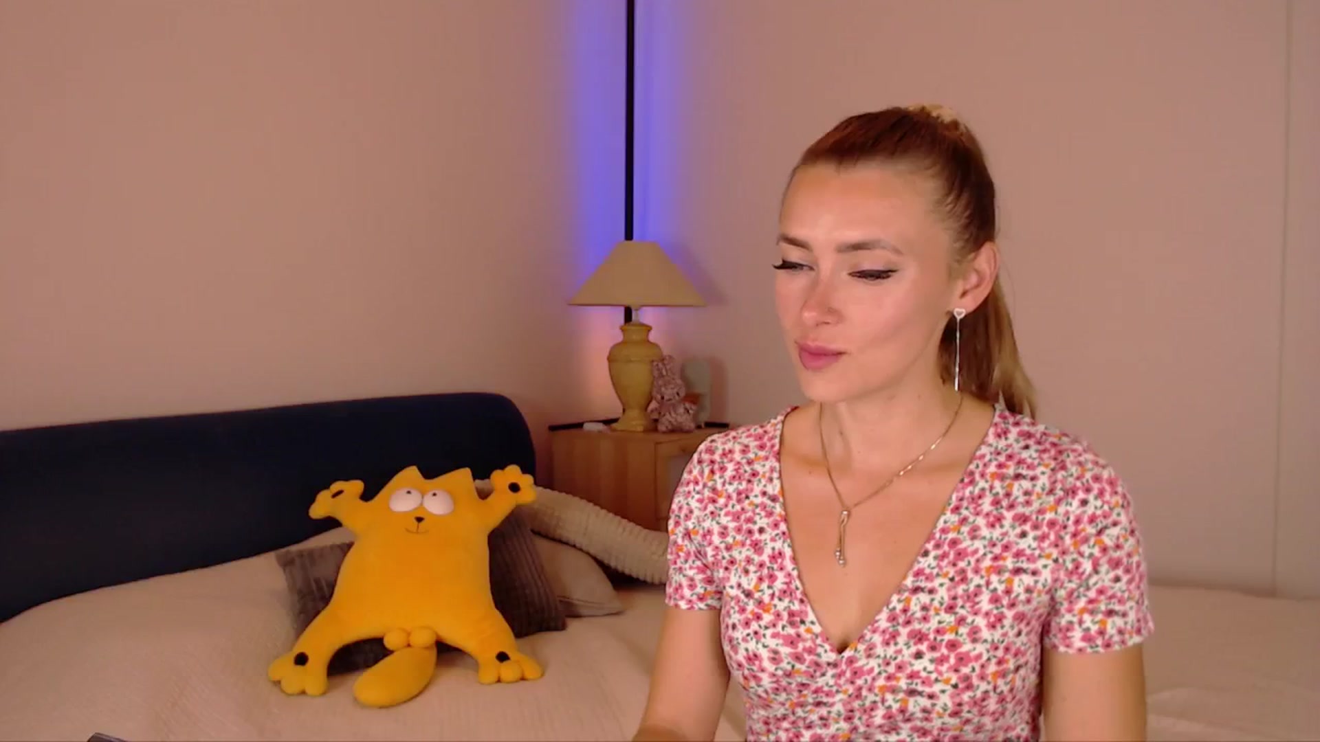 SimonsWife video thumbnail