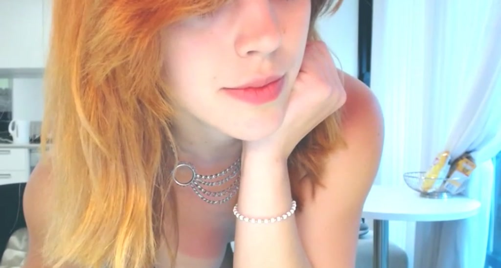 MissMolly video thumbnail