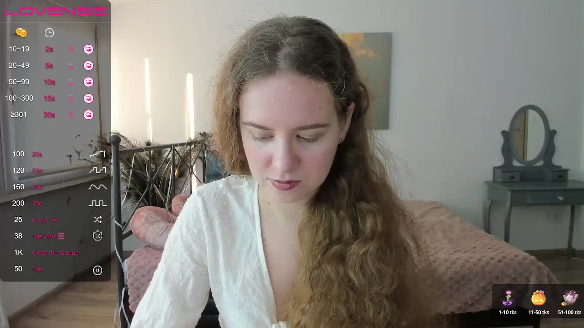 LanaBelll video thumbnail