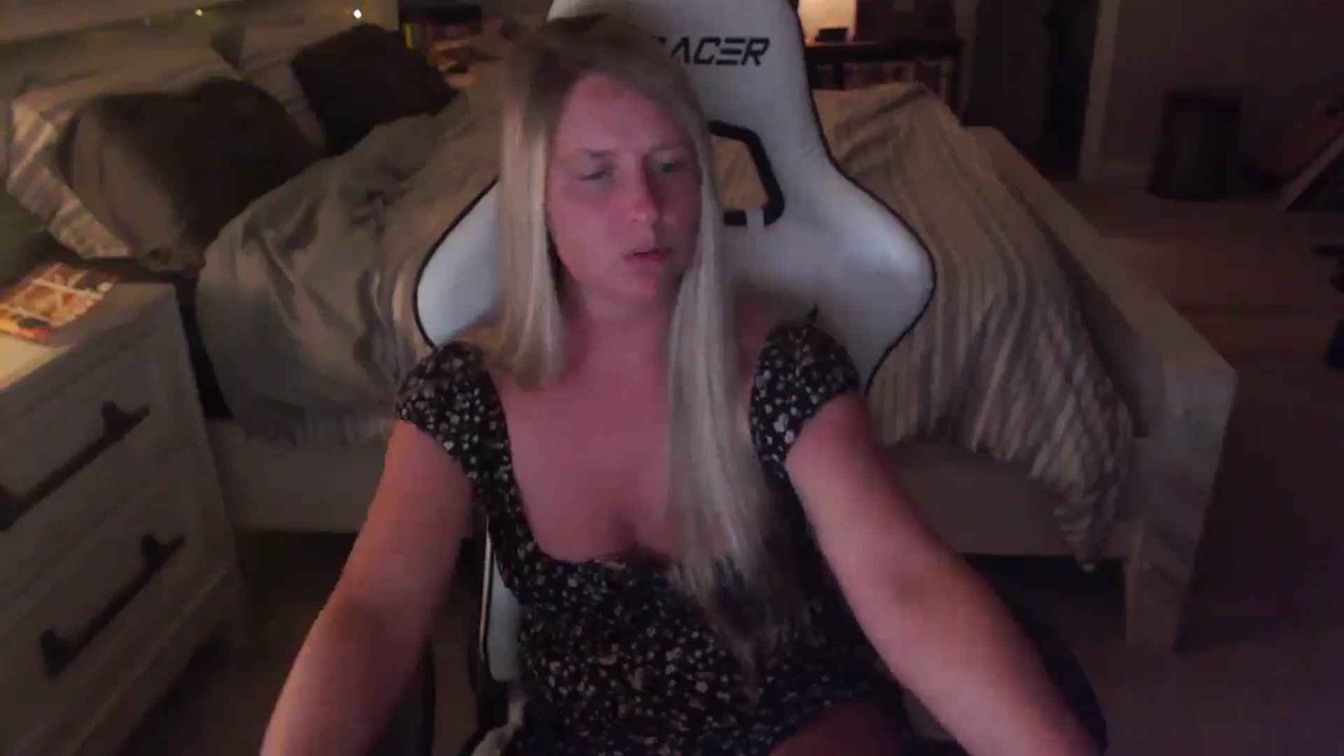 ZenZoey video thumbnail