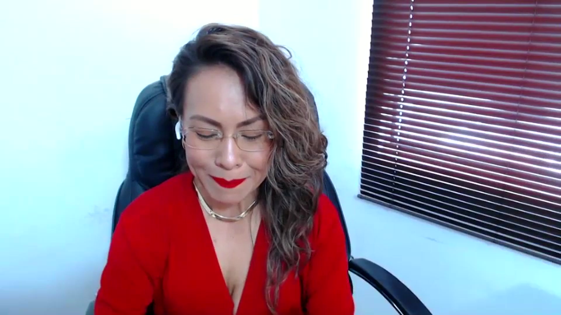 office_secret video thumbnail