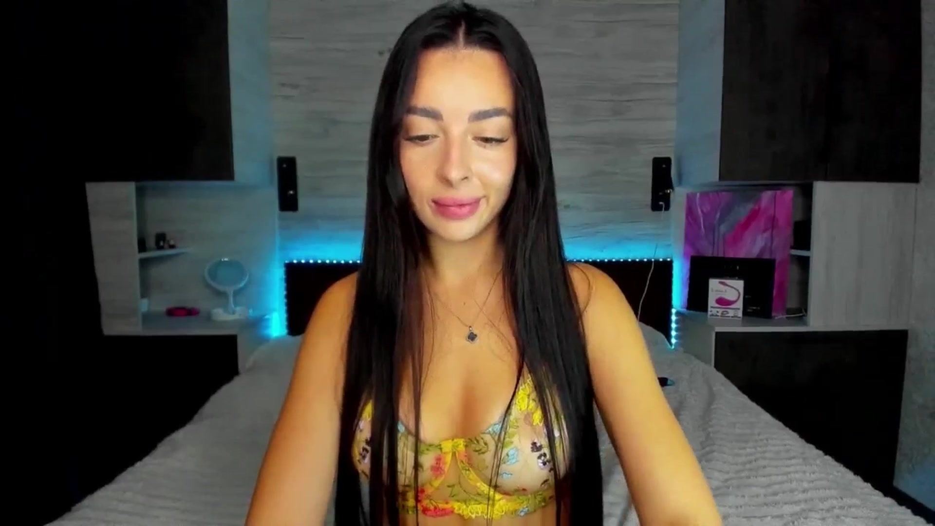 Brunnett_Cute video thumbnail