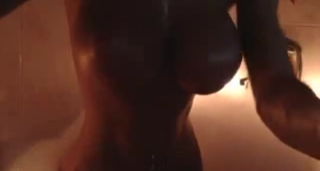 JoliePosh video thumbnail