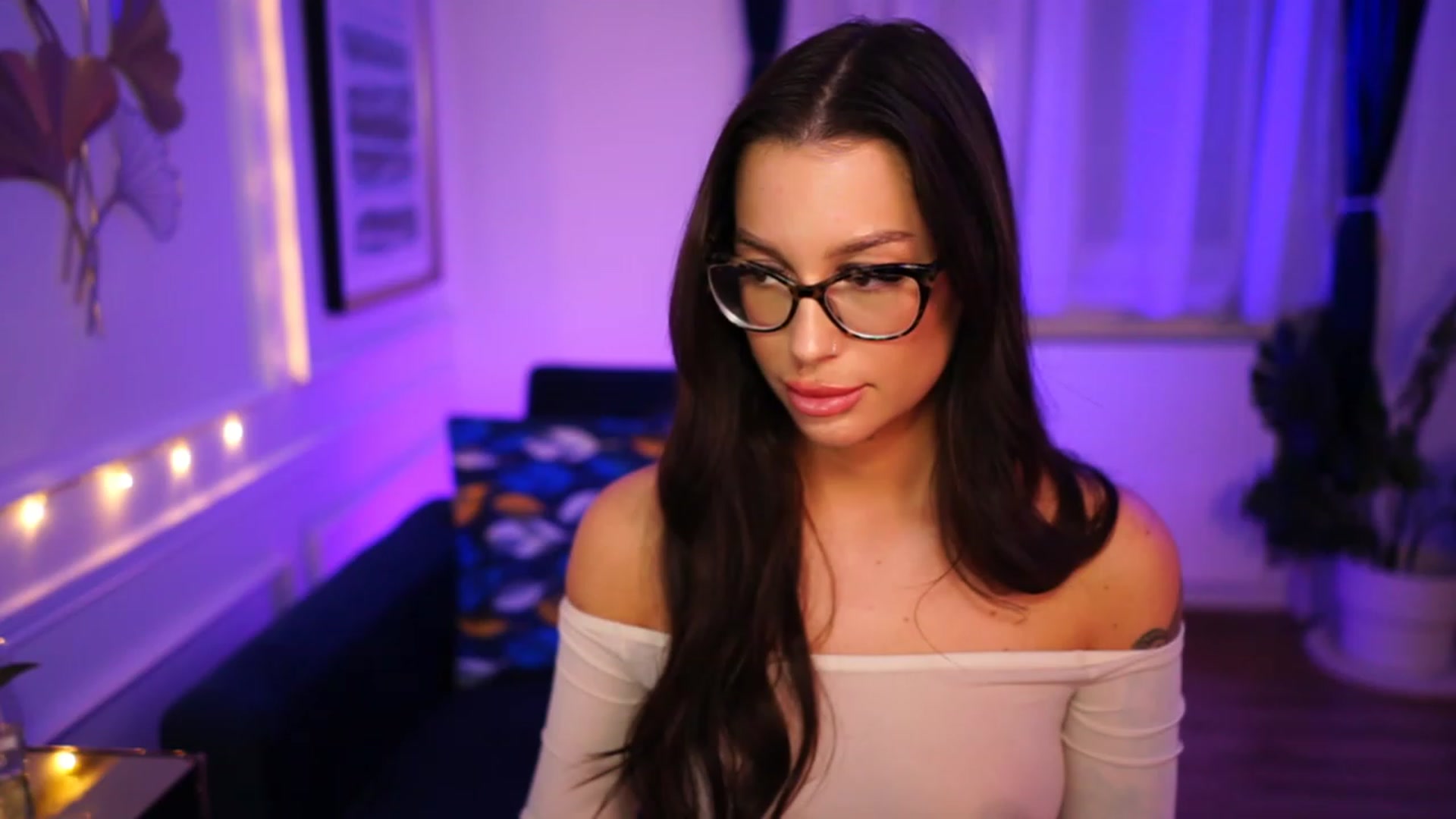 blueexstacey video thumbnail