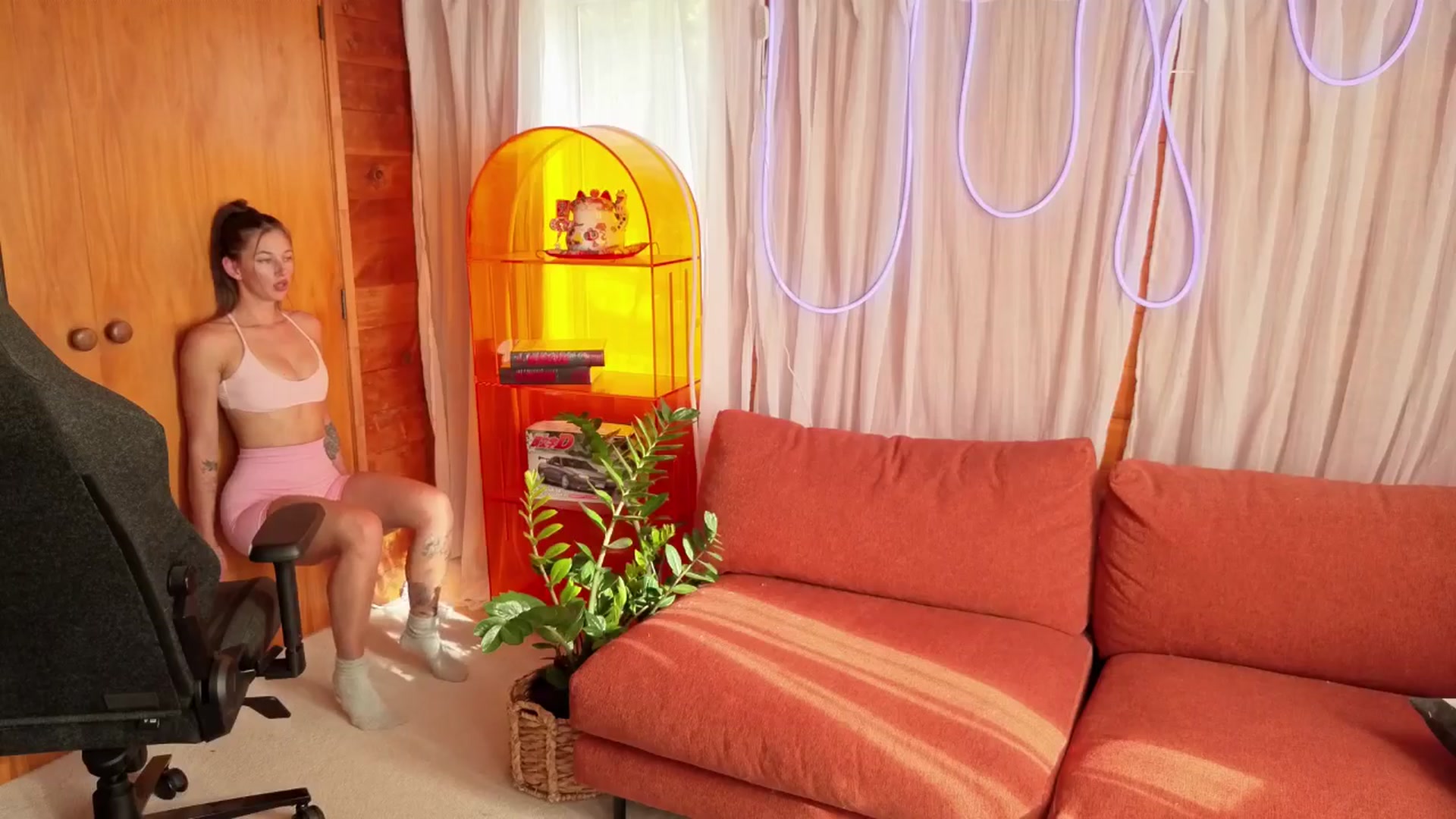 Alice_NZ video thumbnail