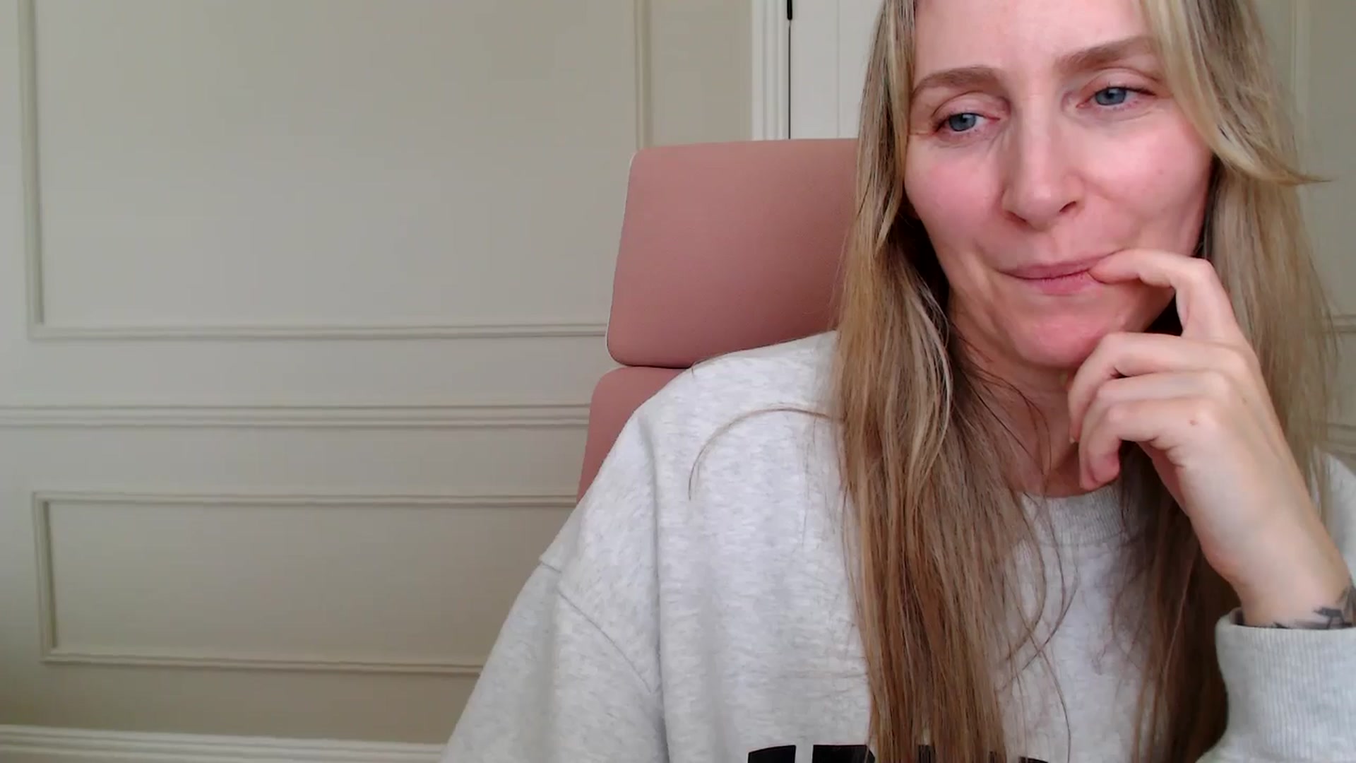 Boob_Jiggler video thumbnail