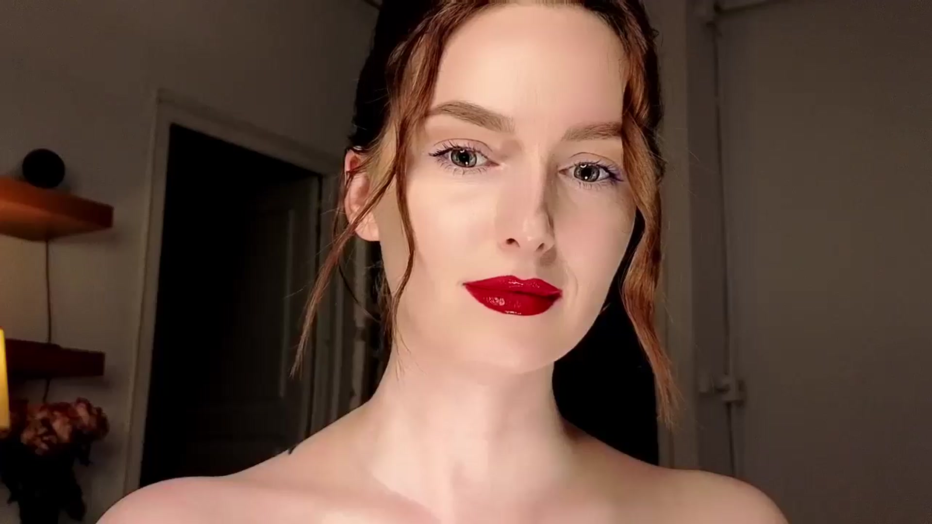 Red_Lips_Girl video thumbnail