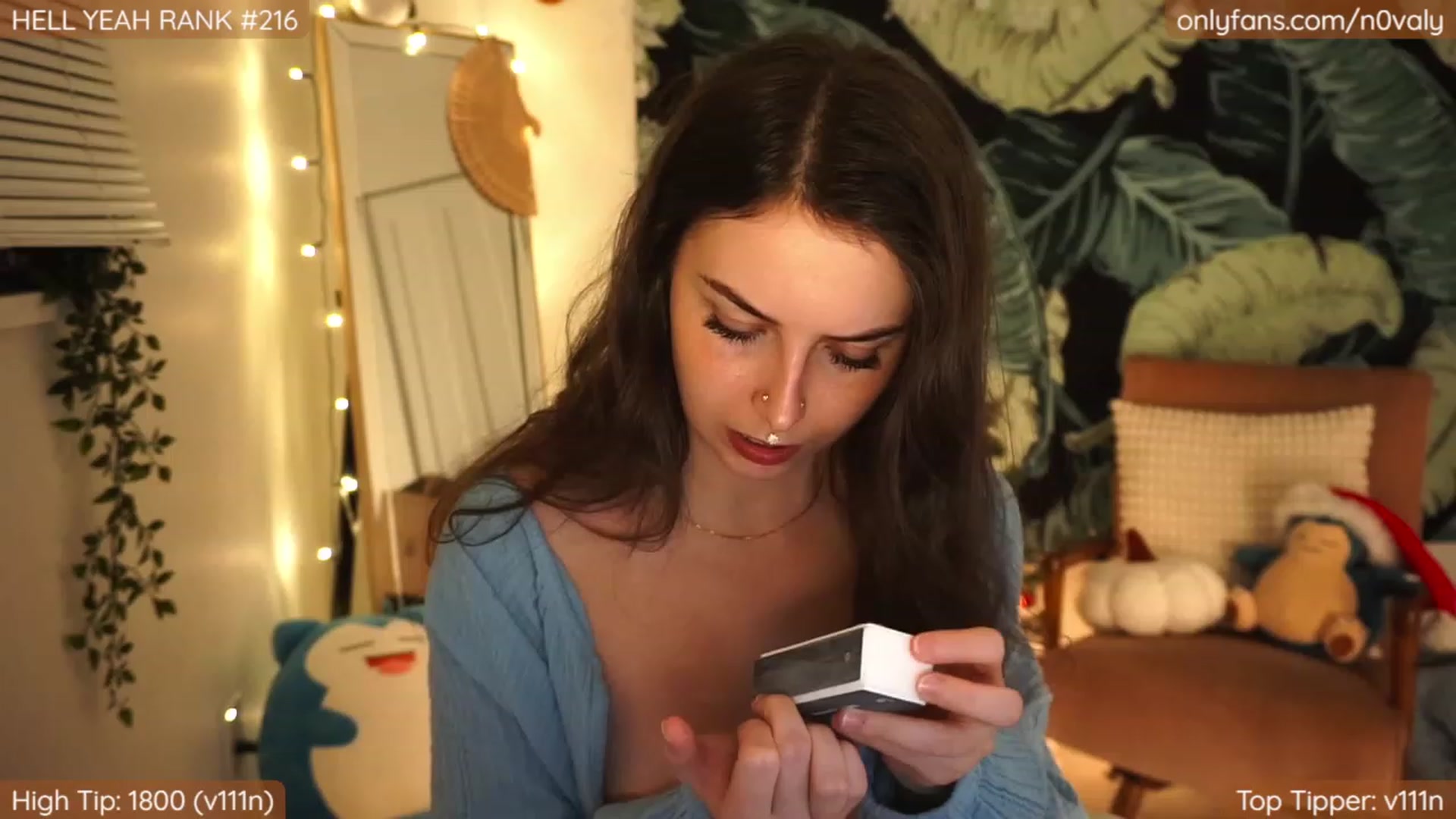 N0valy video thumbnail