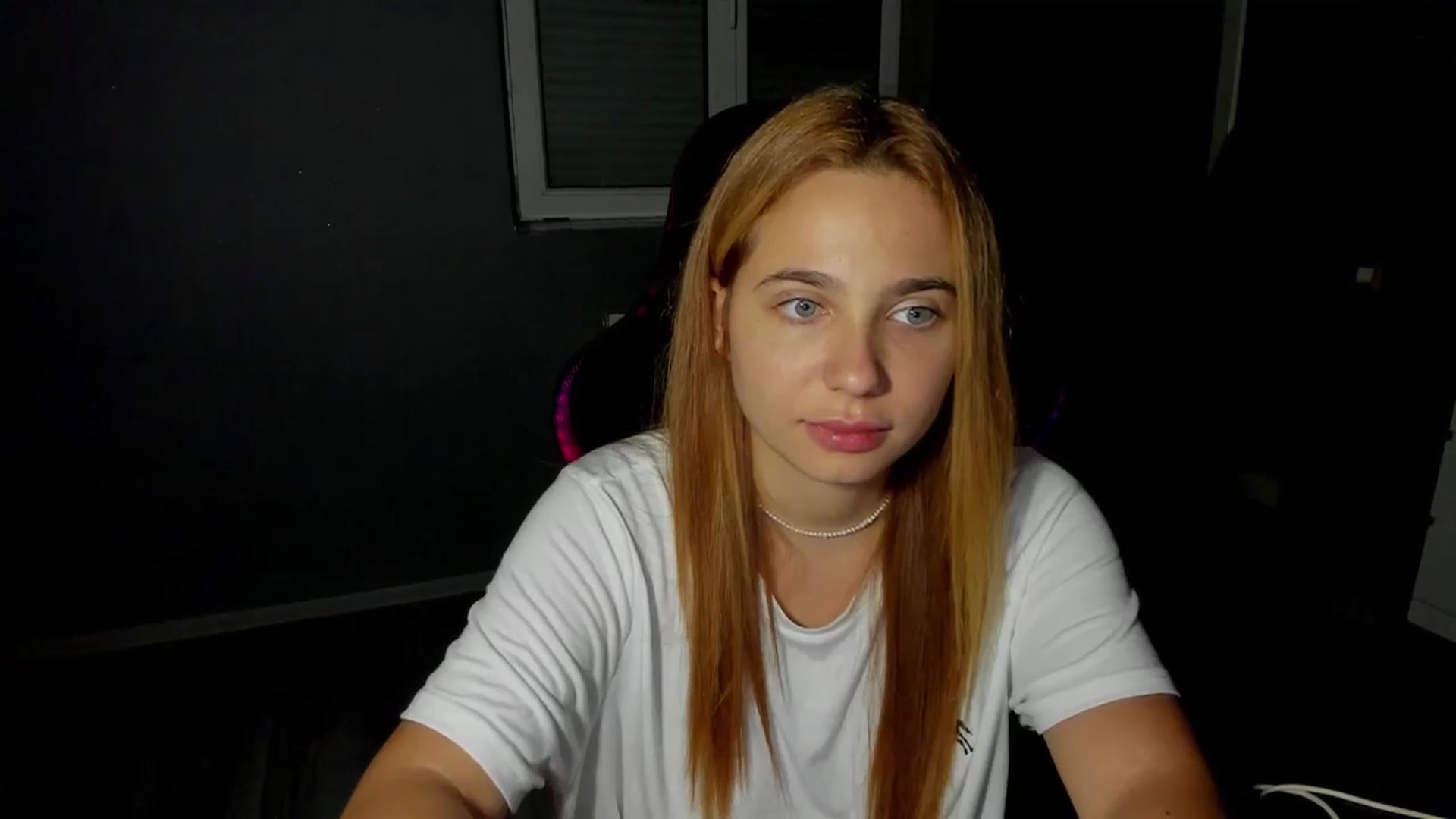 BlueeeS video thumbnail
