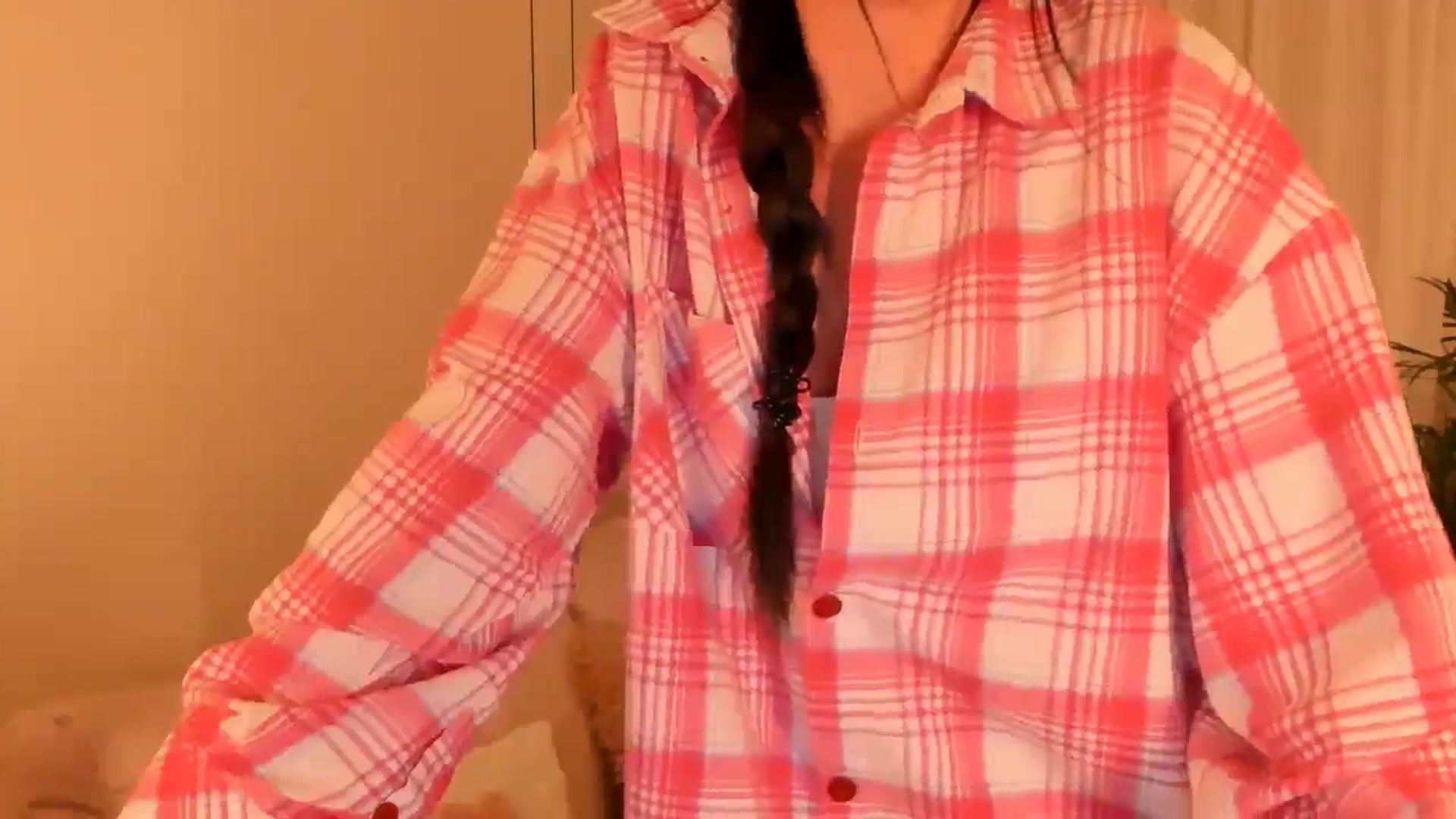 Annaliss video thumbnail