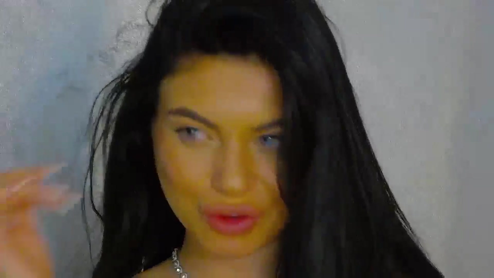 EsmeLuv video thumbnail