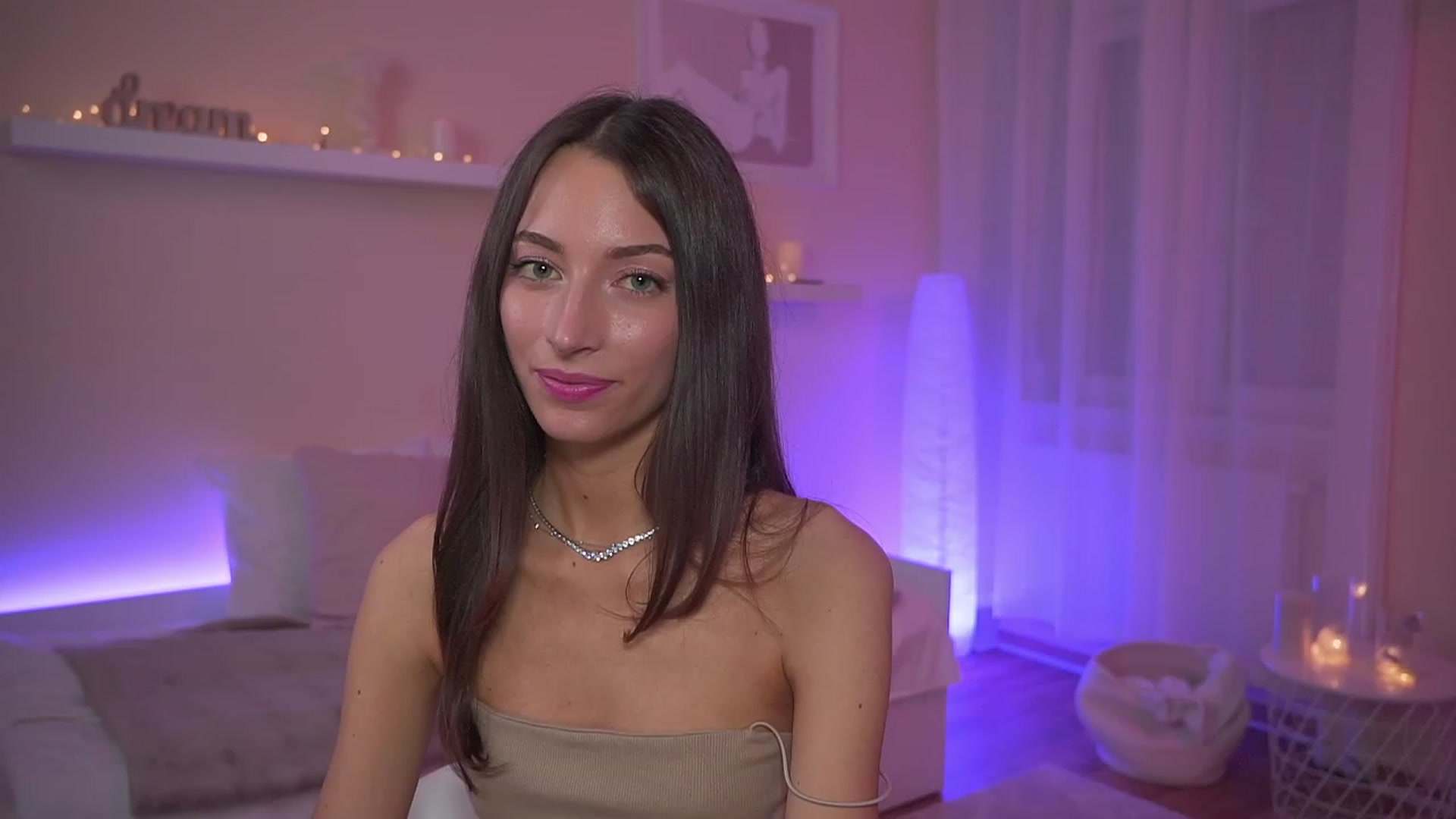 Emily_grey69 video thumbnail