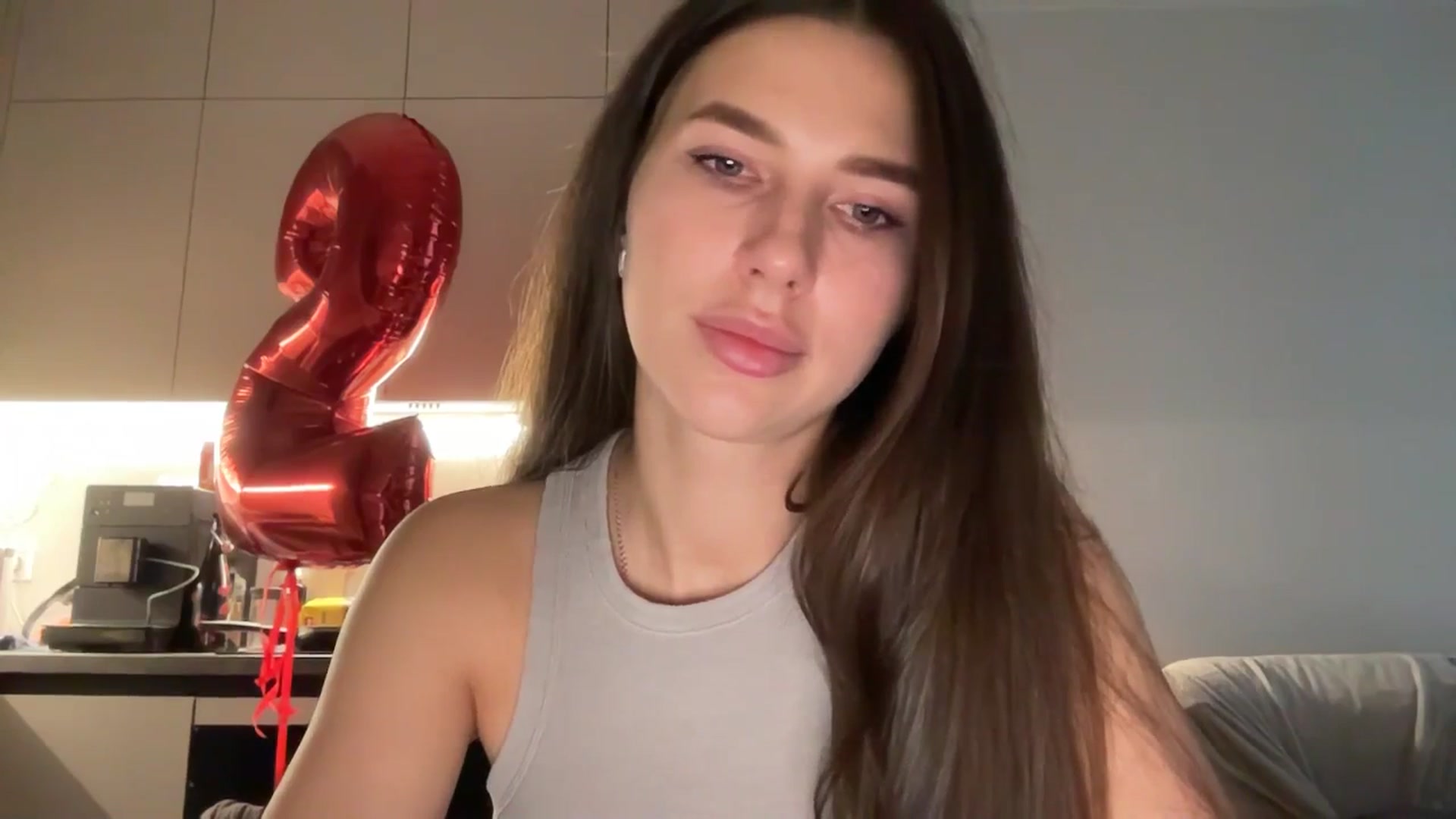 kissfreeze video thumbnail