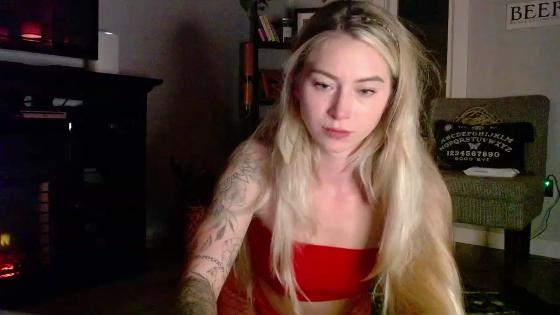 Lovelyemilia video thumbnail