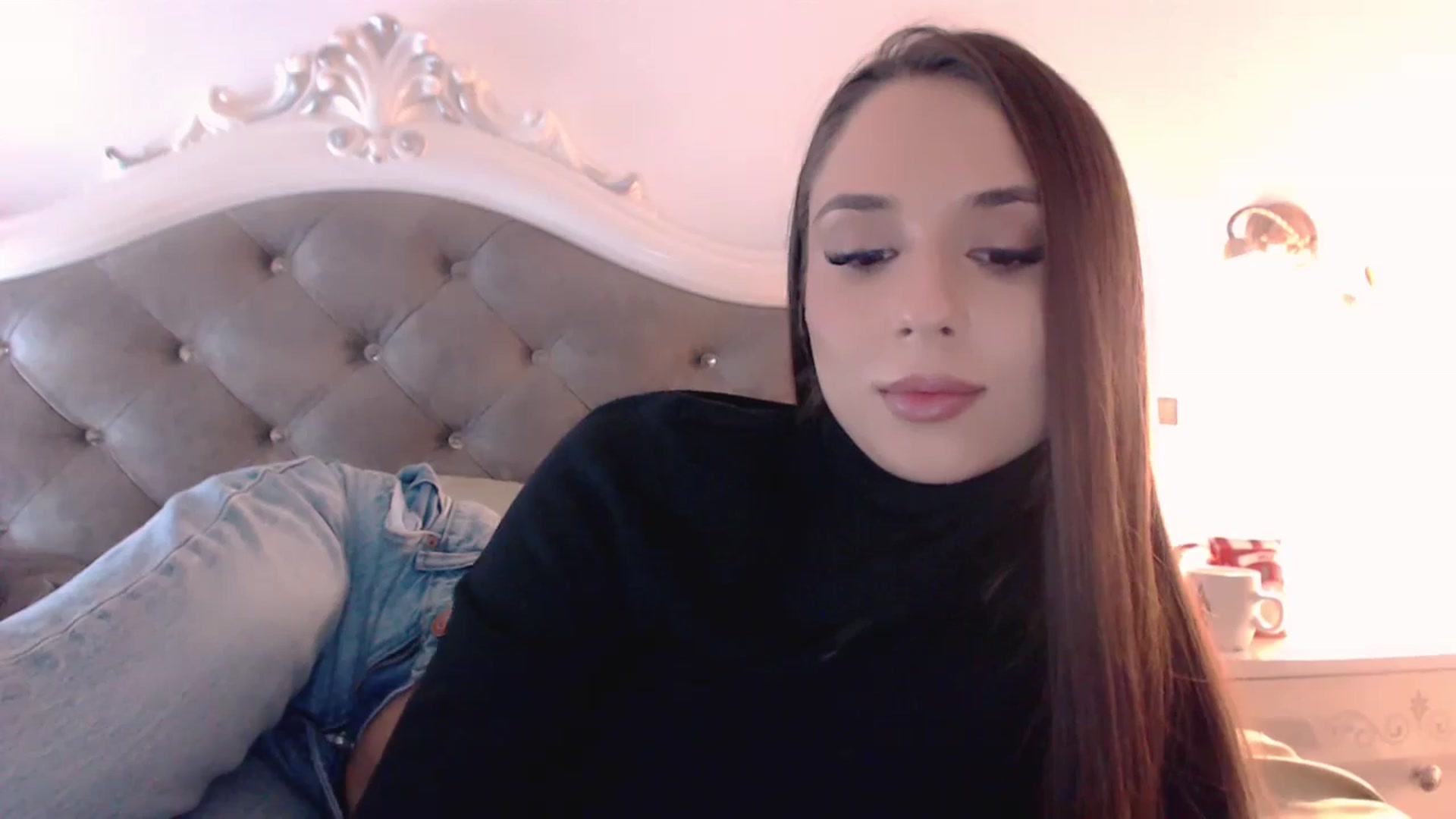 Raisadollface video thumbnail