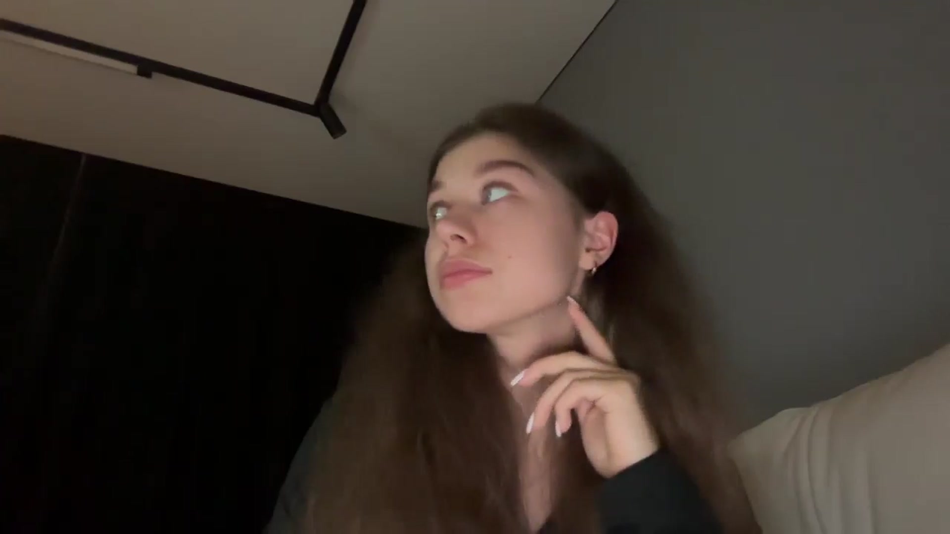 JewelReigns video thumbnail