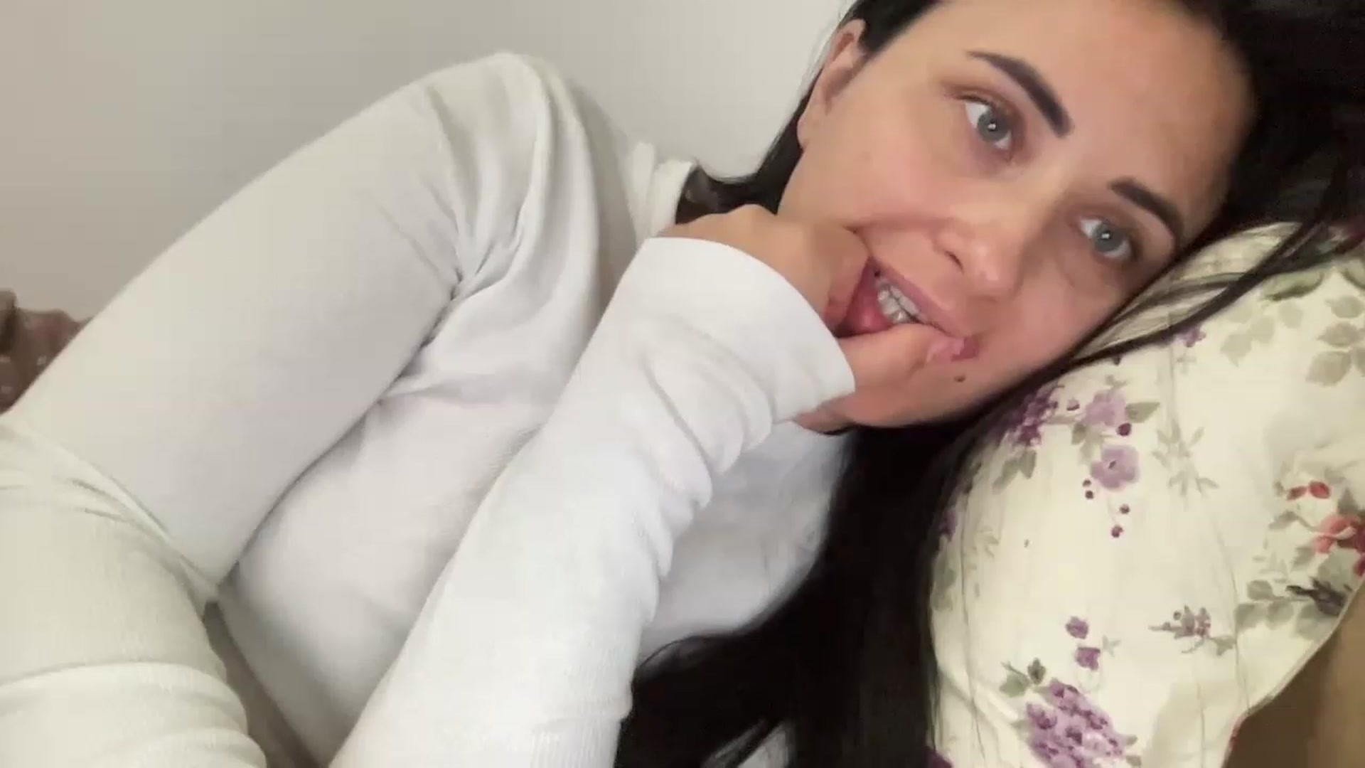 Emafox video thumbnail