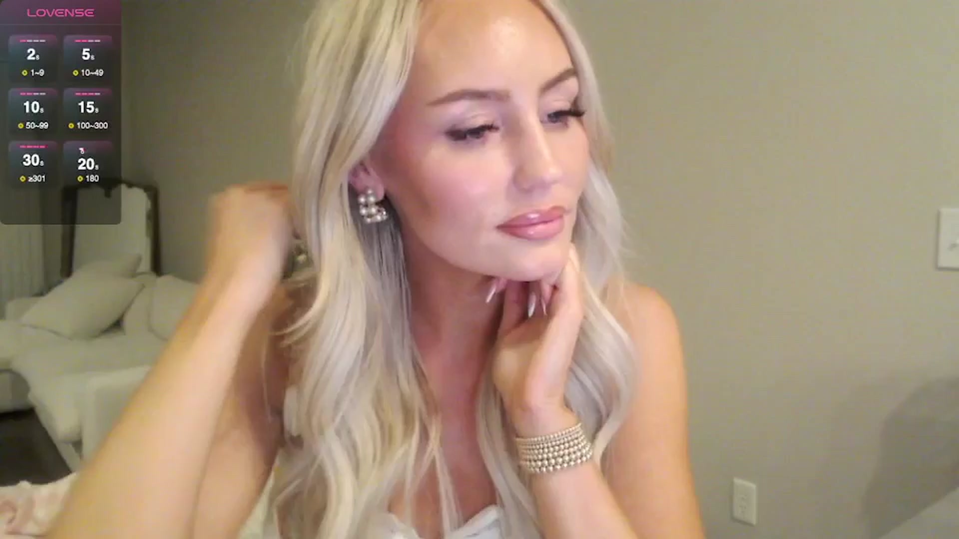 Officialelsa video thumbnail