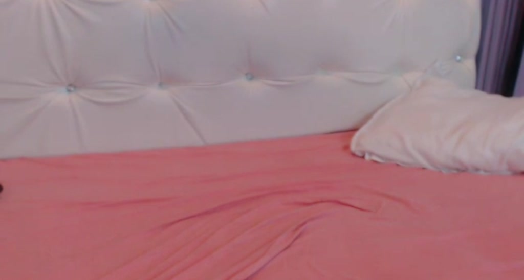 CleoBee video thumbnail