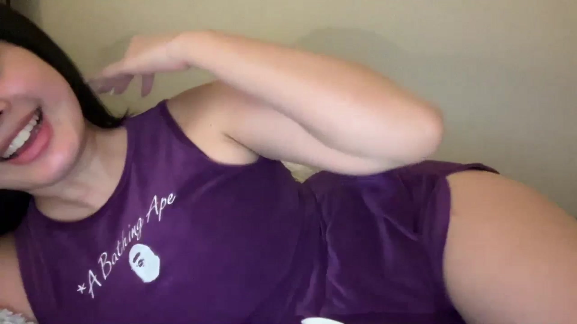 MsAkira video thumbnail