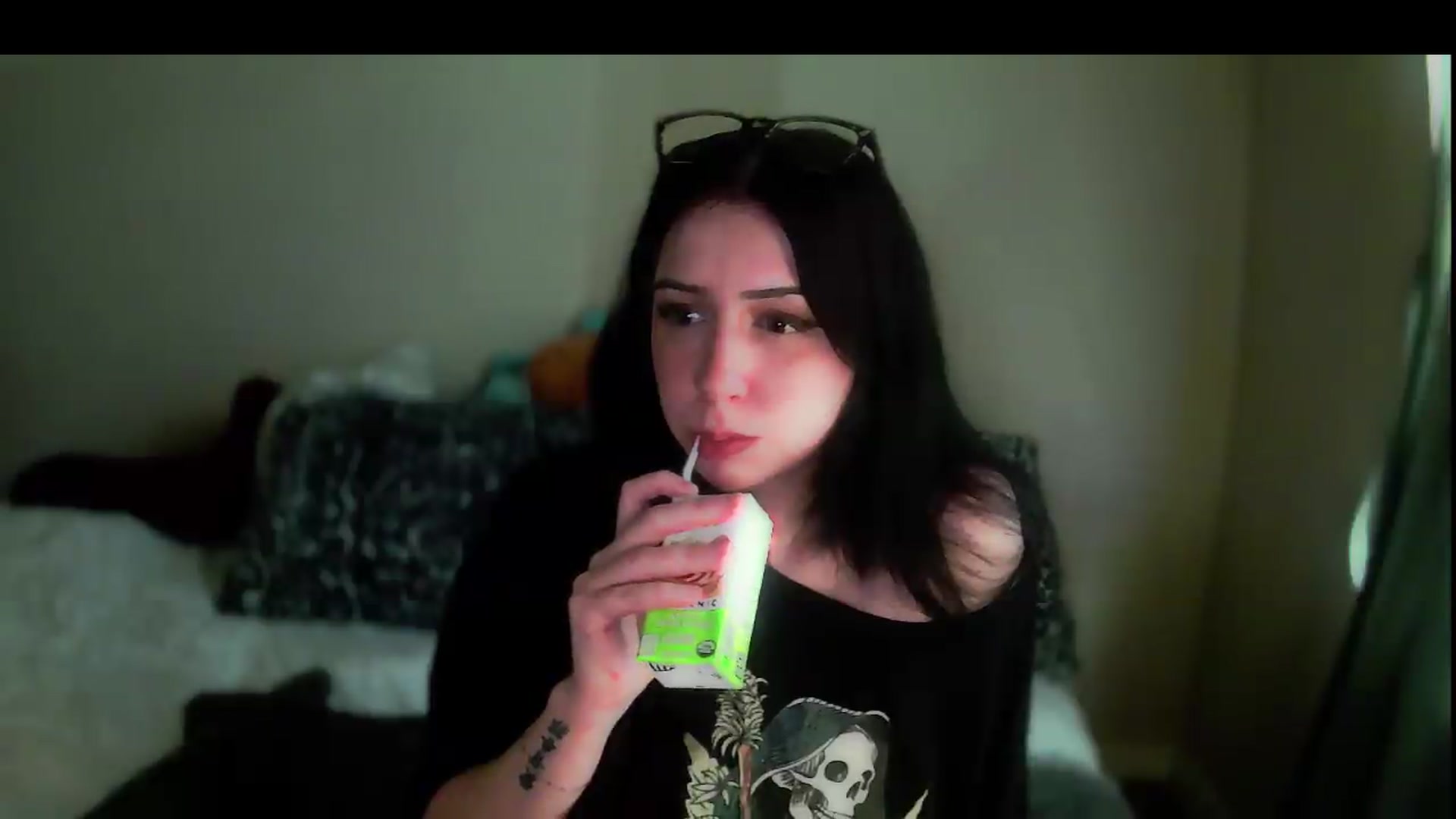 Vixendrips video thumbnail