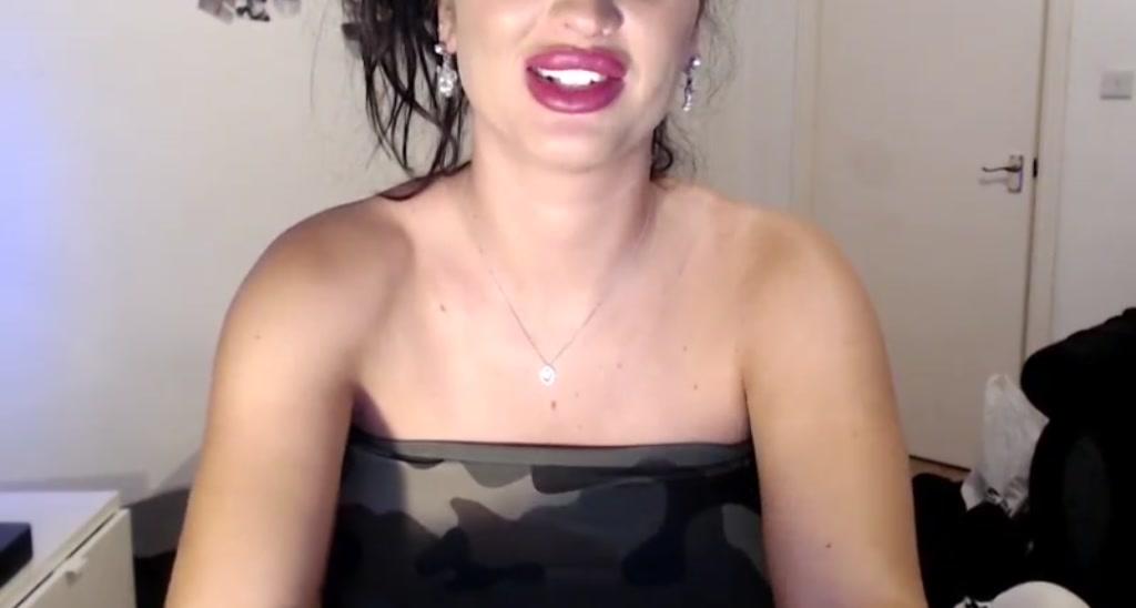 AliciaDior69 video thumbnail