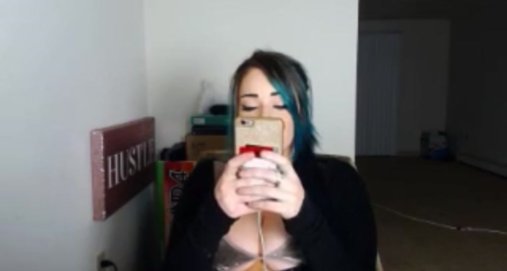 Comfiecozie video thumbnail