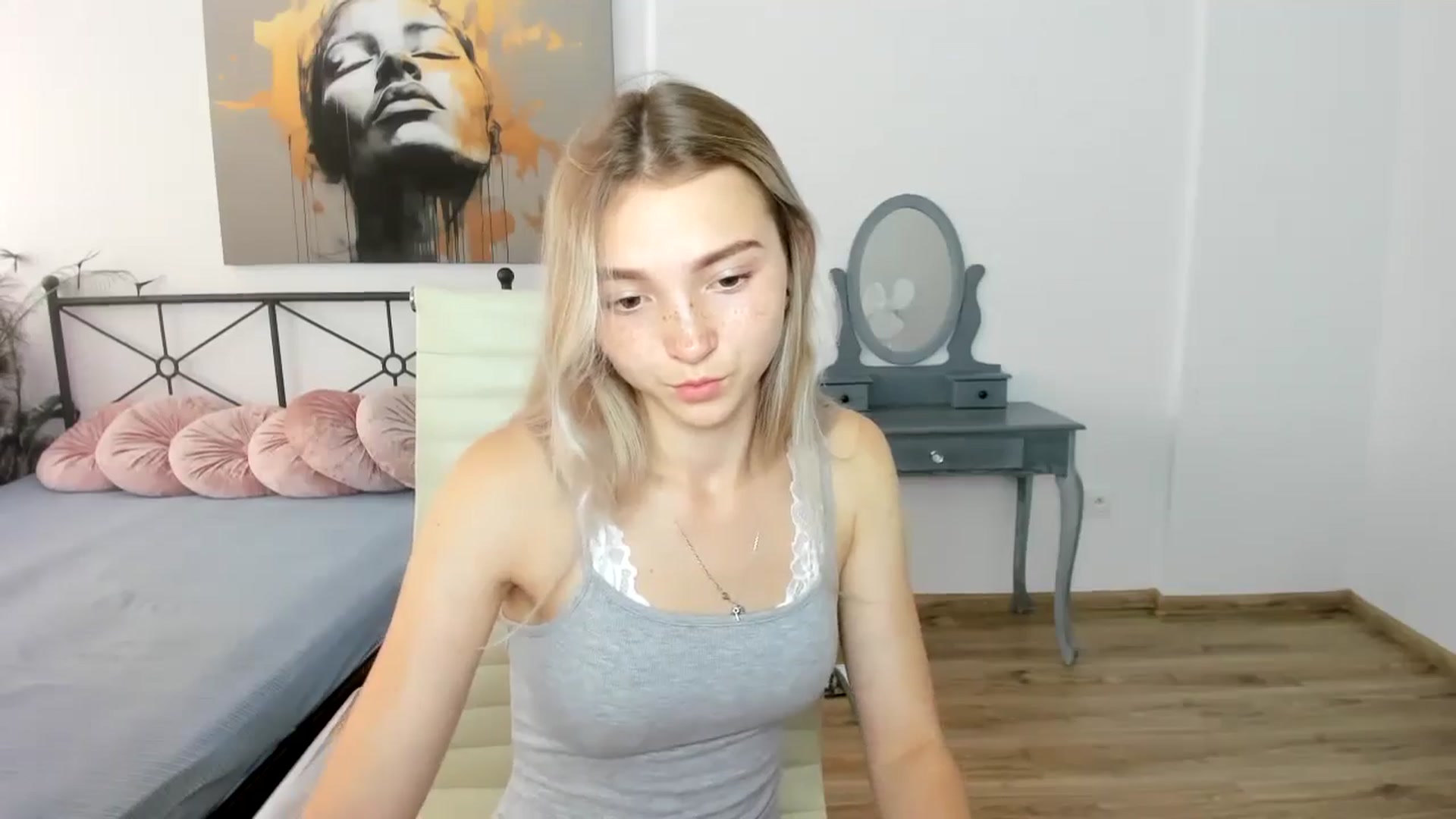 Daisyy video thumbnail
