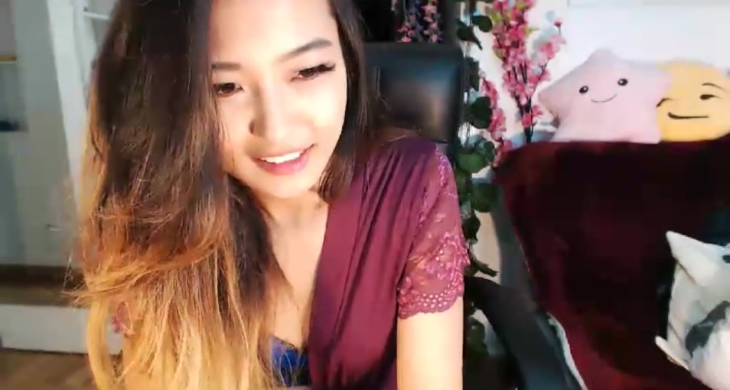 KellyMun video thumbnail