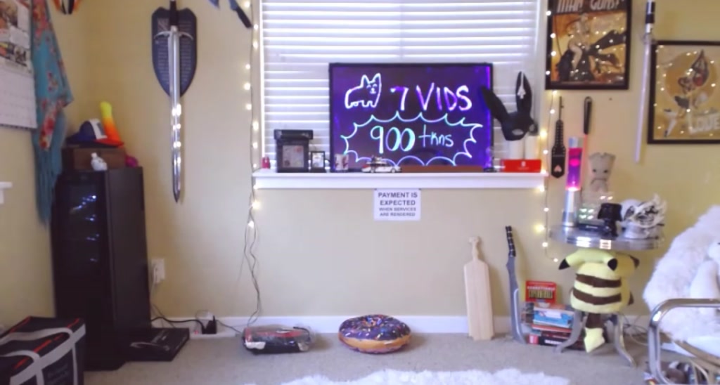 MissMolly video thumbnail